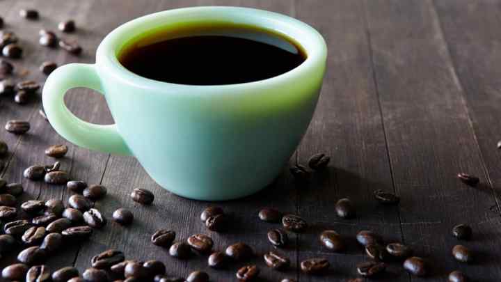 Чорна кава розширює або звужує судини?