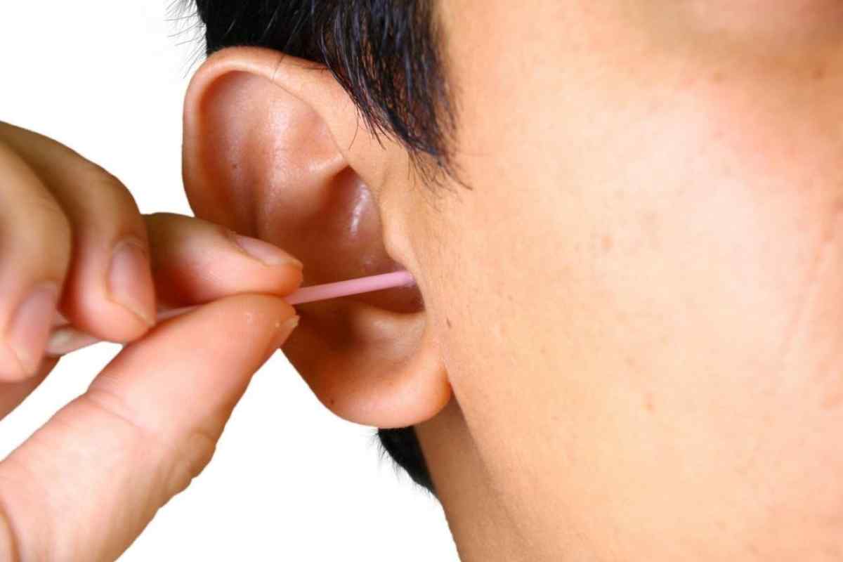 Почистить ухо взрослых. Инфекционные заболевания уха.