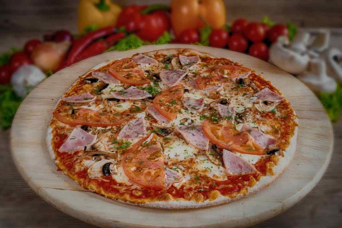 Італійська піца - рецепт. Приготування італійської піци