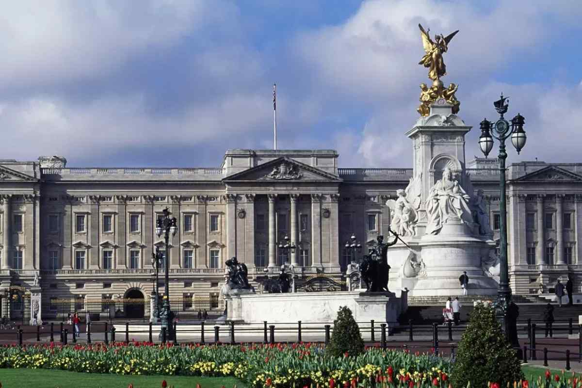 Букінгемський палац, Лондон. Відвідування Букінгемського палацу