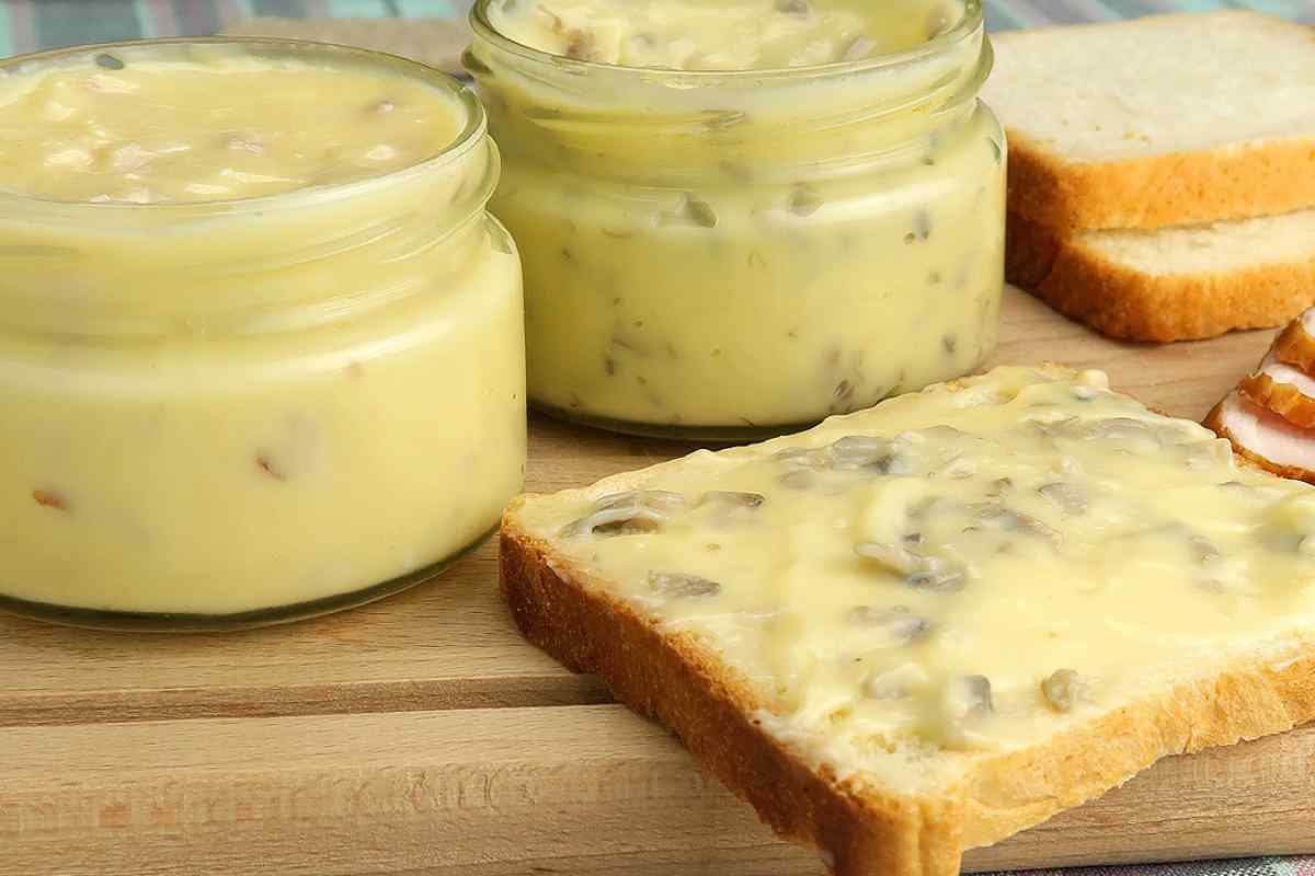 Домашній сир із сиру. Рецепт приготування плавленого сиру в домашніх умовах