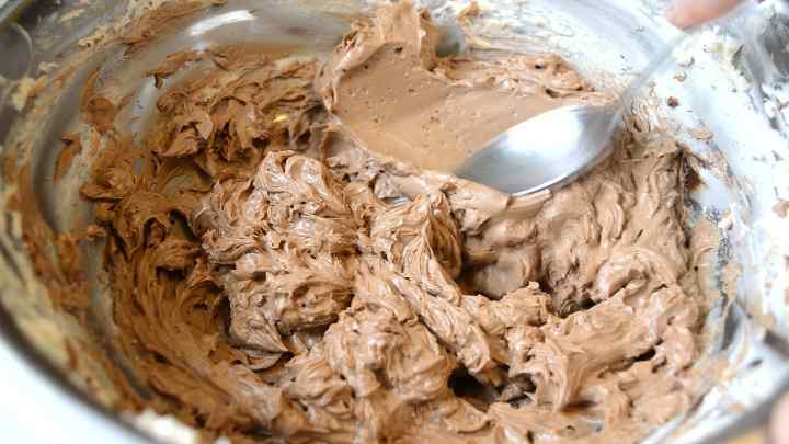 Рецепти крему для тортів з какао-порошку і стиглих бананів