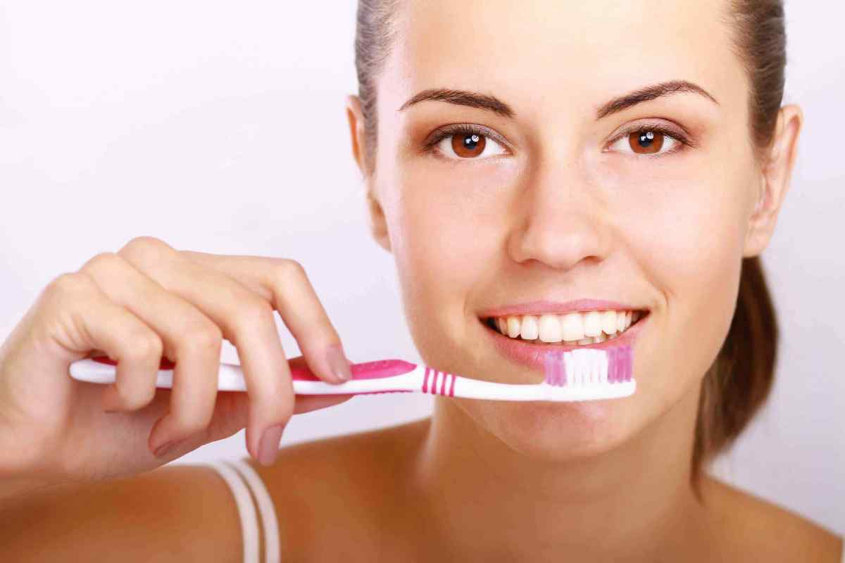 Чи можна перед здачею крові чистити зуби: особливості підготовки та рекомендації фахівців