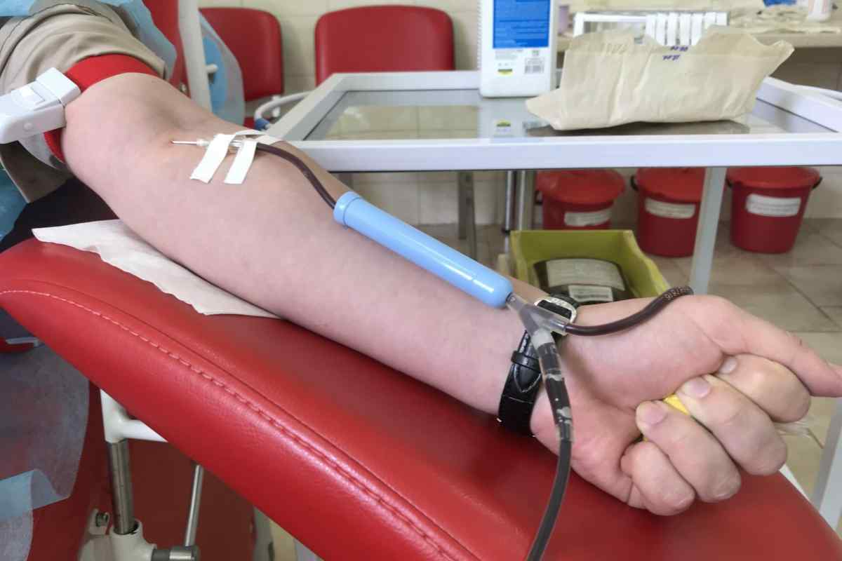 Історія переливання крові. Станція переливання крові. Почесний донор