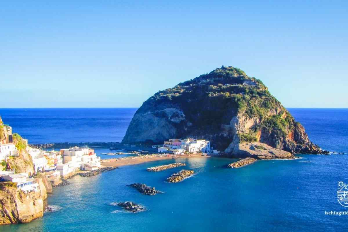 Найкращі для відпочинку острови Італії