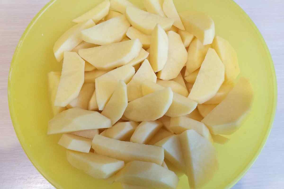 Як картоплю нарізати соломкою: варіанти подрібнення продуктів