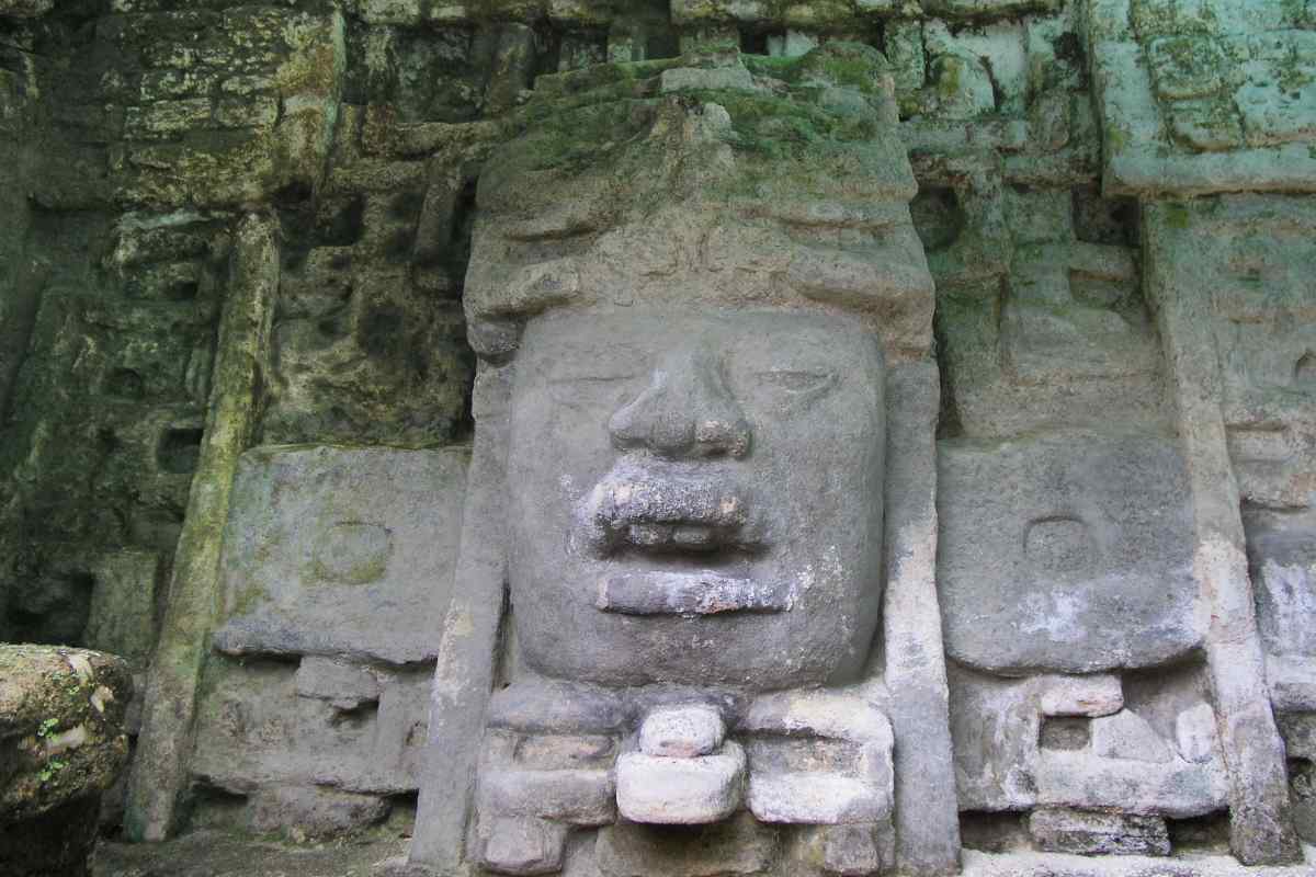 Плем 'я майя в VII - IX століттях