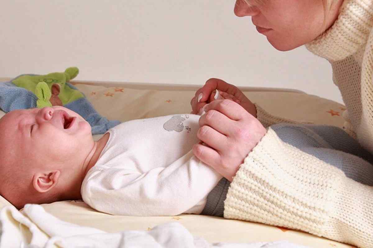 Дакріоцистит новонародженого: симптоми і лікування, поради батькам