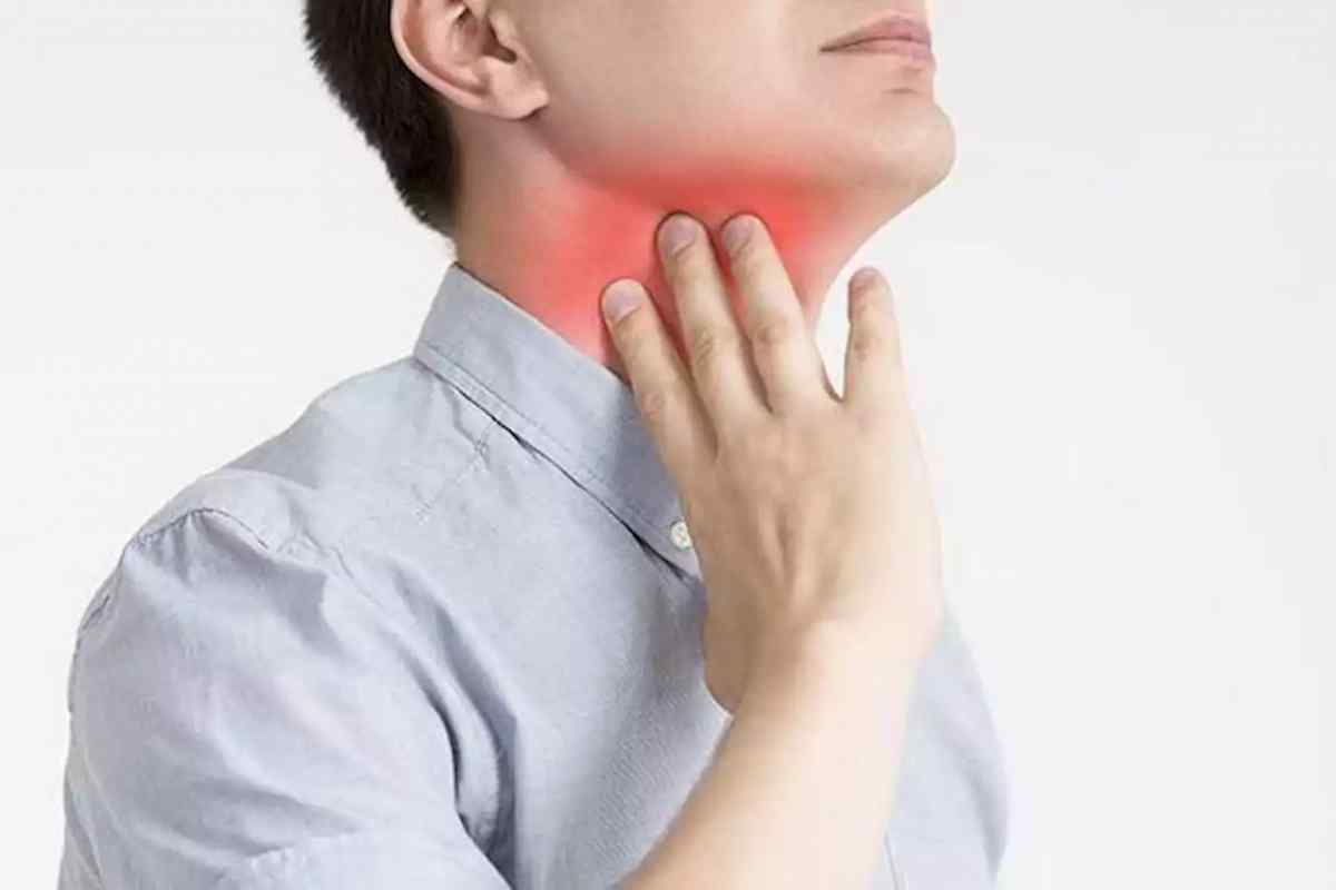 Чому болить горло, боляче ковтати і роздратована гортань?