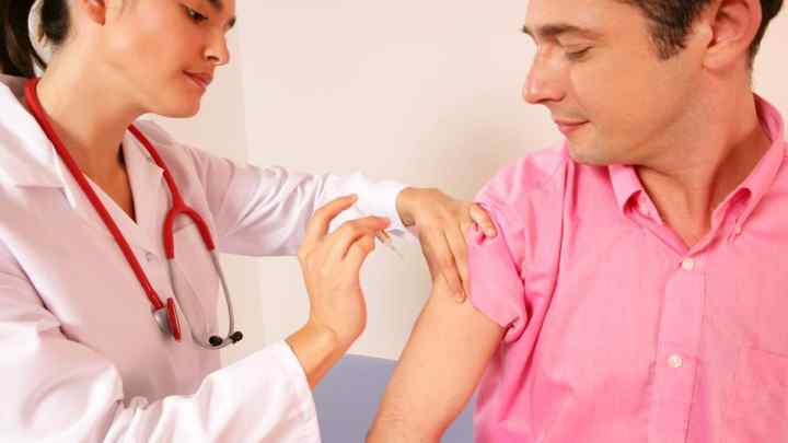 Який лікар лікує гепатит С: куди звертатися, особливості та способи лікування
