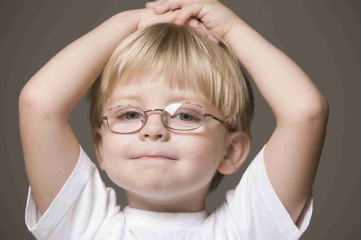 Астигматизм у дитини: причини, симптоми та лікування