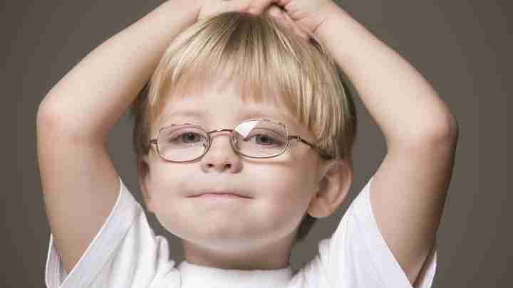 Астигматизм у дитини: причини, симптоми та лікування