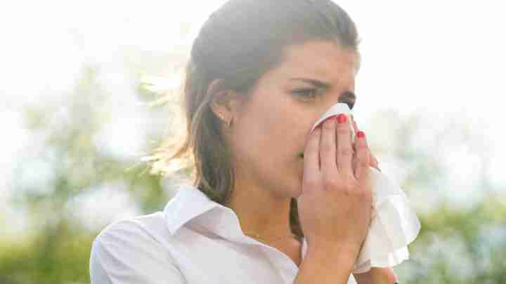 Алергія на очах: як лікувати, ефективні способи та рекомендації