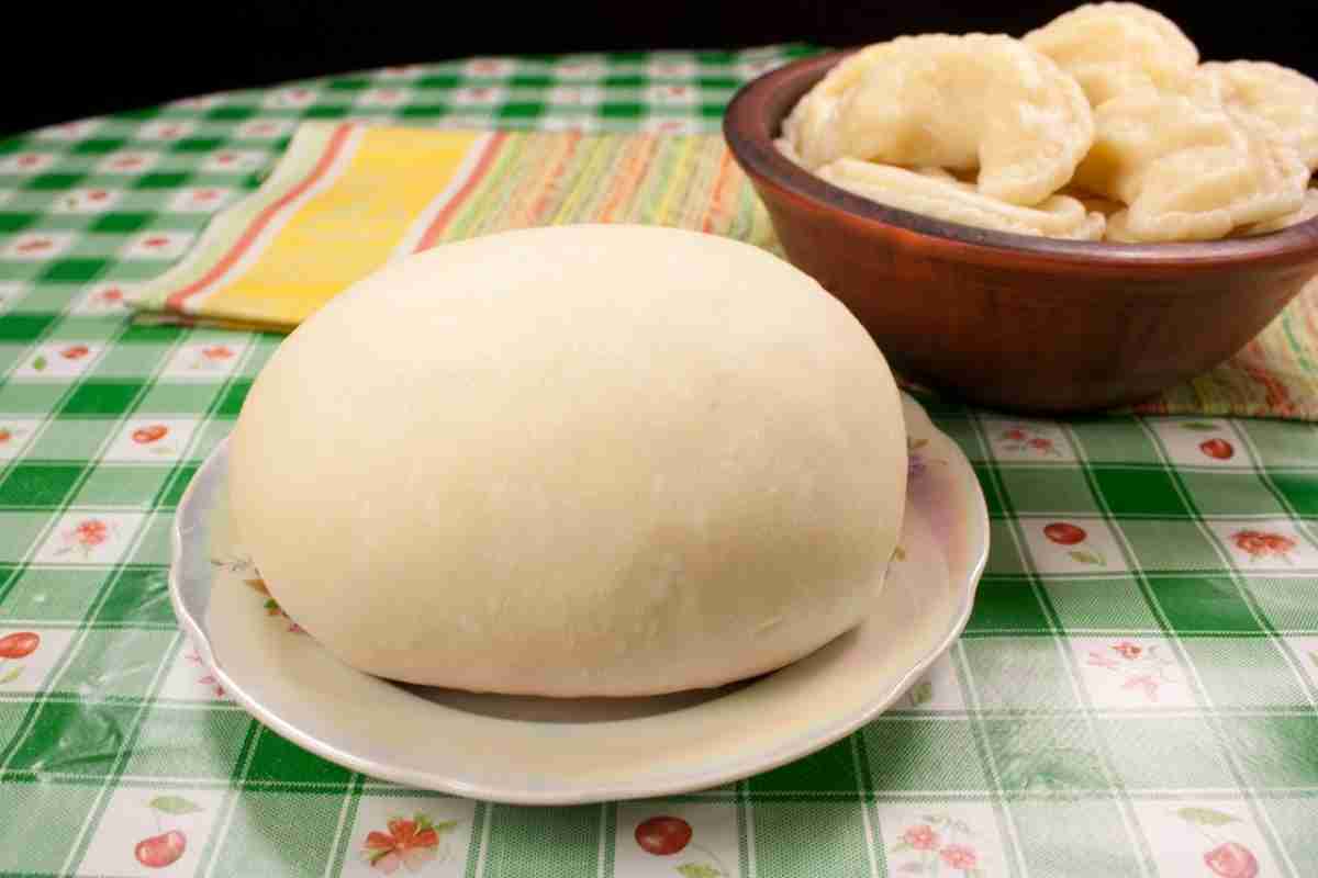 Як готувати заварне тісто для пельменів і начинку з м 'яса