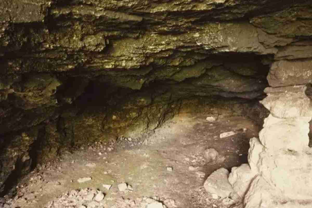 Загадкова Азиська печера: опис. Як дістатися до Азішської печери?