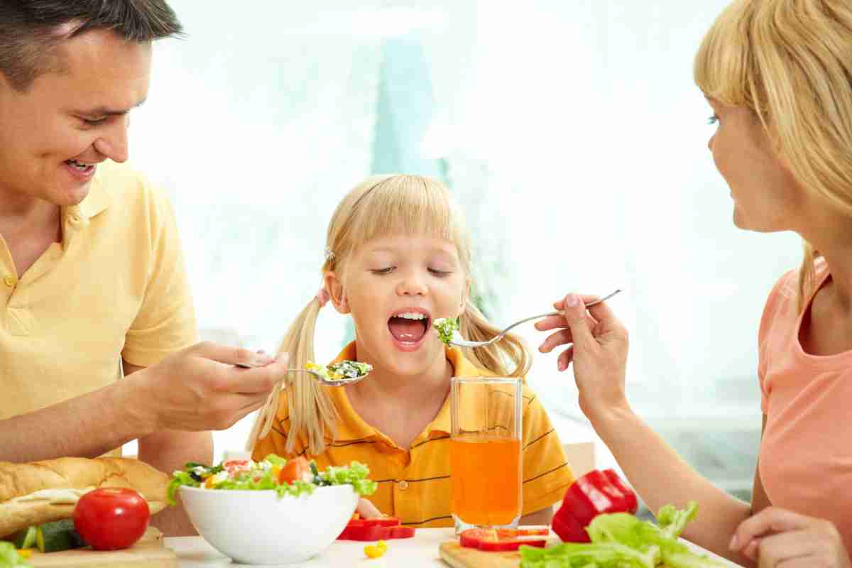 Вибираємо вітаміни для мам, що годують: які краще?