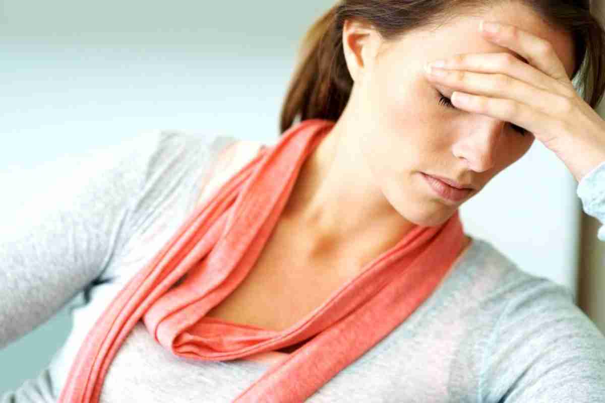 Дискомфорт у задньому проході у жінок: причини, симптоми, можливі проблеми і лікування