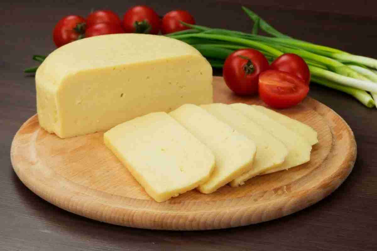 Домашній сир з сир і молока