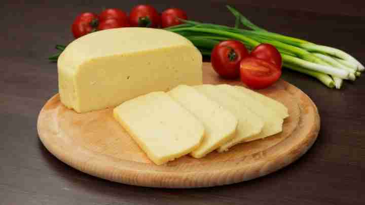 Домашній сир з сир і молока