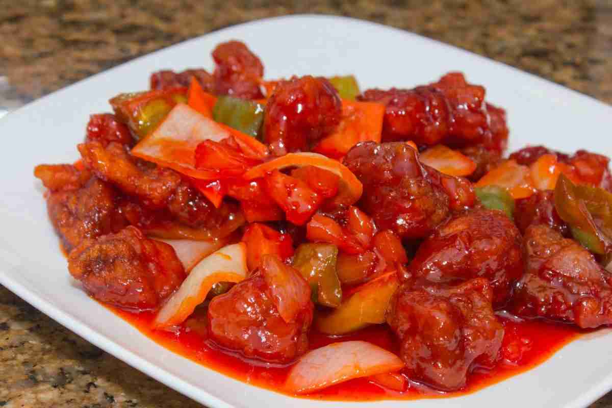 М 'ясо по-китайськи в кисло-солодкому соусі