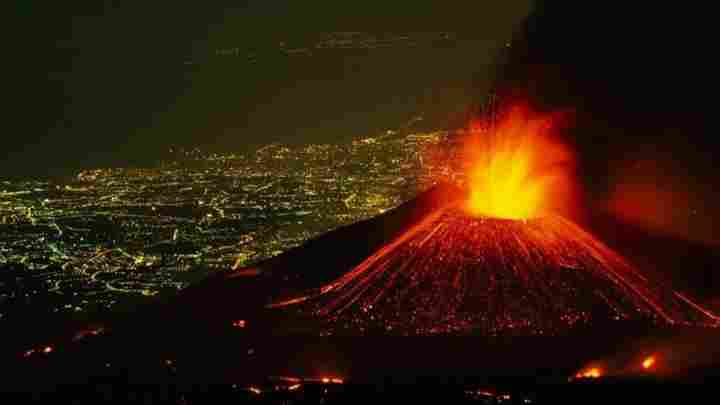 Де знаходиться вулкан Етна?