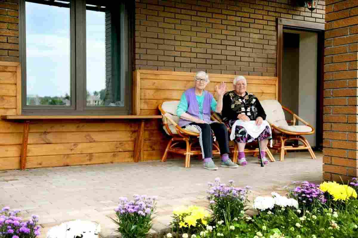 Переваги будинків для людей похилого віку перед домашнім доглядом