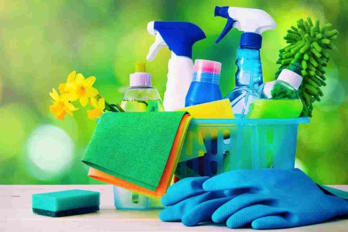 Как качественно очистить поверхности и избавиться от бактерий в домашних условиях?