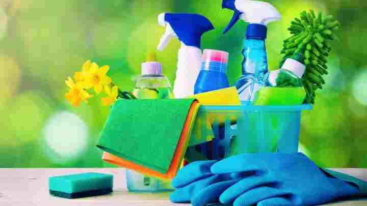 Как качественно очистить поверхности и избавиться от бактерий в домашних условиях?