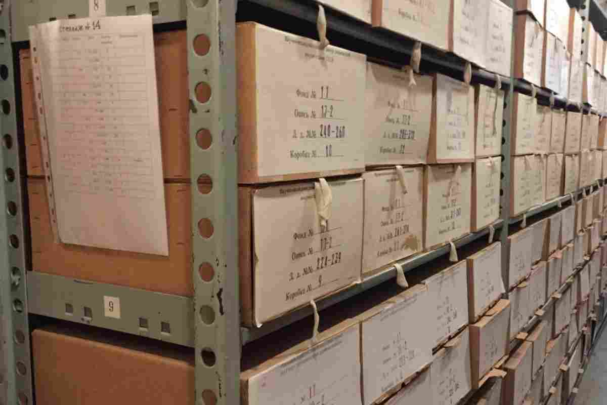 Як організувати зберігання сімейного архіву
