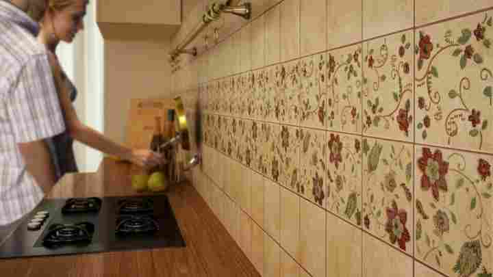 Кухонний фартук з плитки: тонкощі укладання