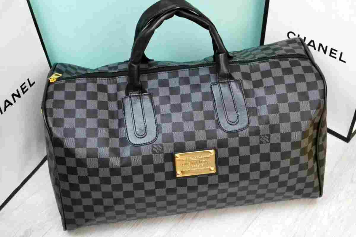 Сумки і валізи Louis Vuitton: впізнаваний бренд