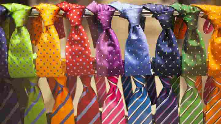 З чим носити краватки нестандартних забарвлень