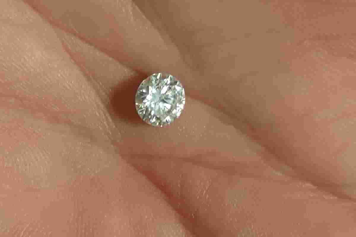 Як визначити чистоту діаманта