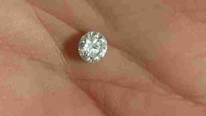 Як визначити чистоту діаманта