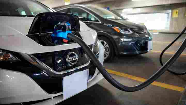 BMW побудує 360 тис. зарядних станцій для електромобілів в Китаї