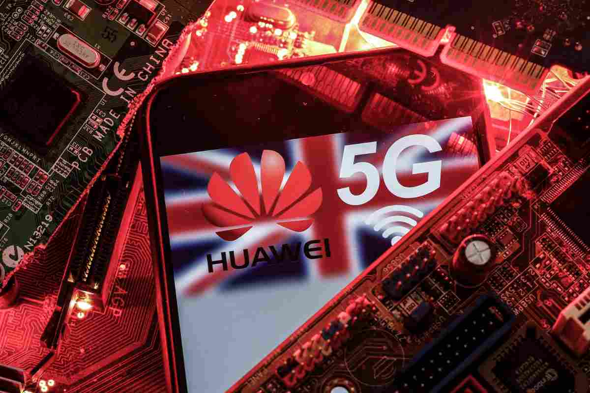Великобританія слідом за США висловила побоювання з приводу Huawei