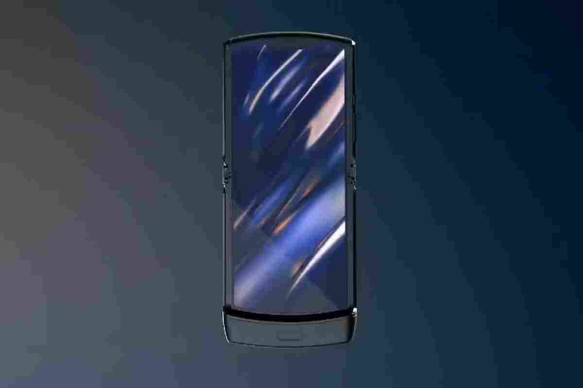 У Мережу «витекли» зображення смартфона з гнучким дисплеєм Motorola Razr (2019)