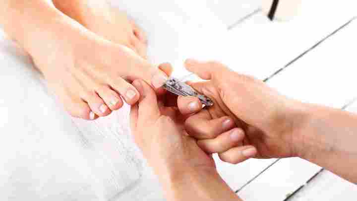 Як правильно стригти нігті на ногах, щоб уникнути проблем?