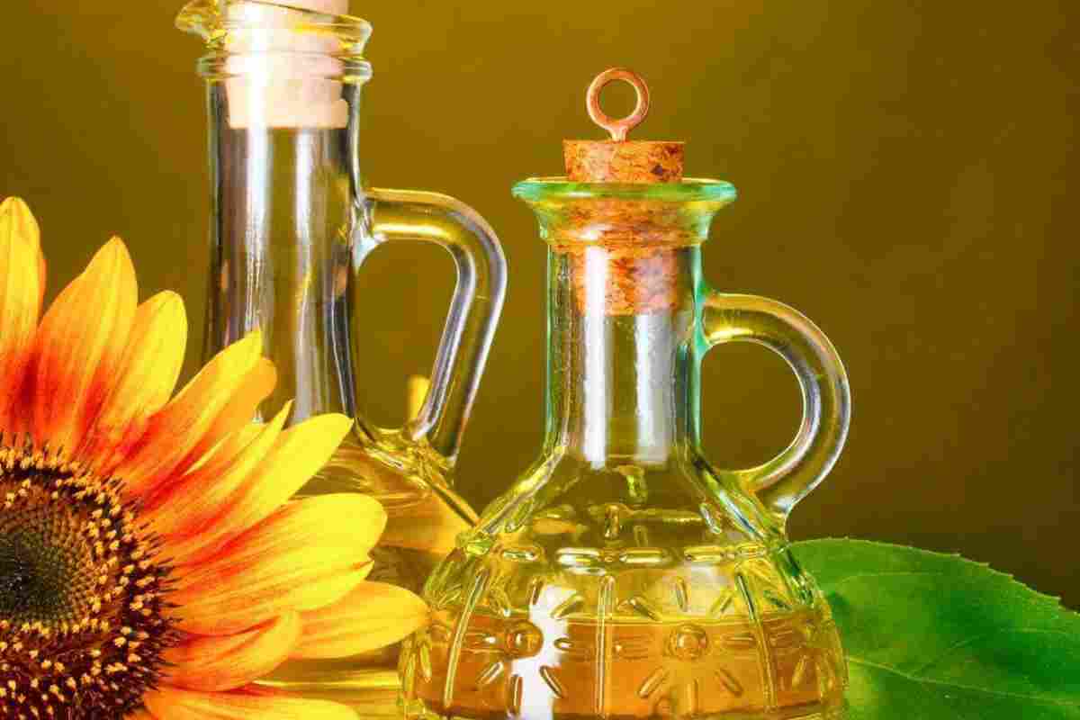 Соняшникова олія - 5 кращих рецептів для краси і здоров 'я