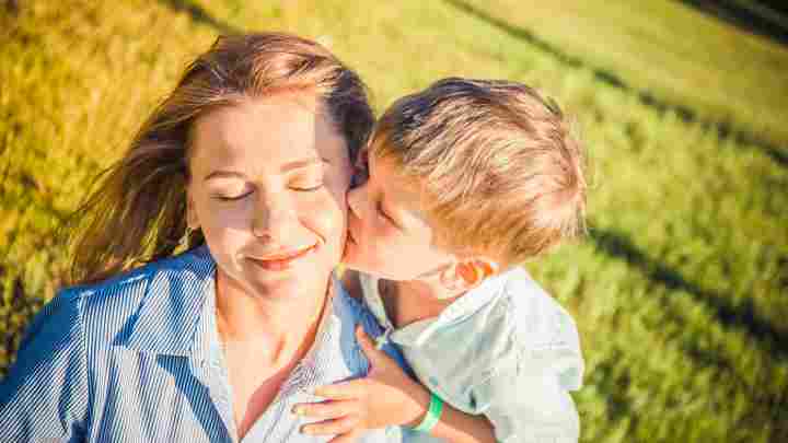 Психологія стосунків мами з сином