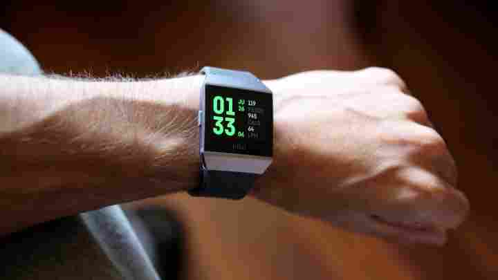 Глава Fitbit: купівля Pebble допоможе перетворити ринок «розумних» годинників