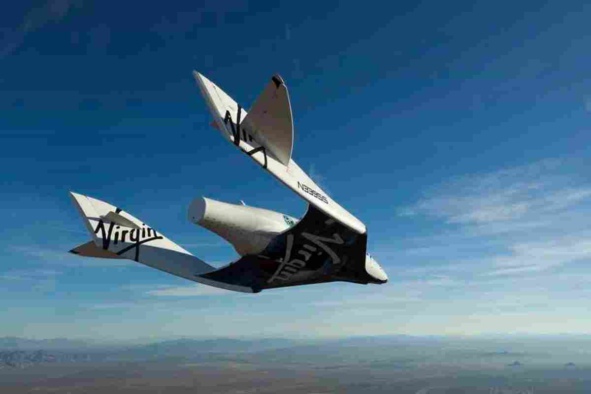 Новий корабель SpaceShipTwo здійснив випробувальний політ "