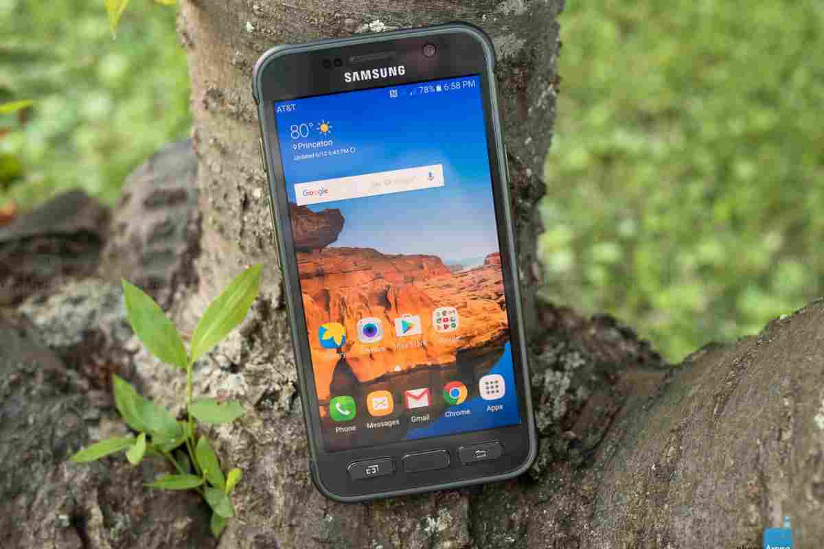 Samsung Galaxy S7 Active не пройшов тест на водонепроникність "