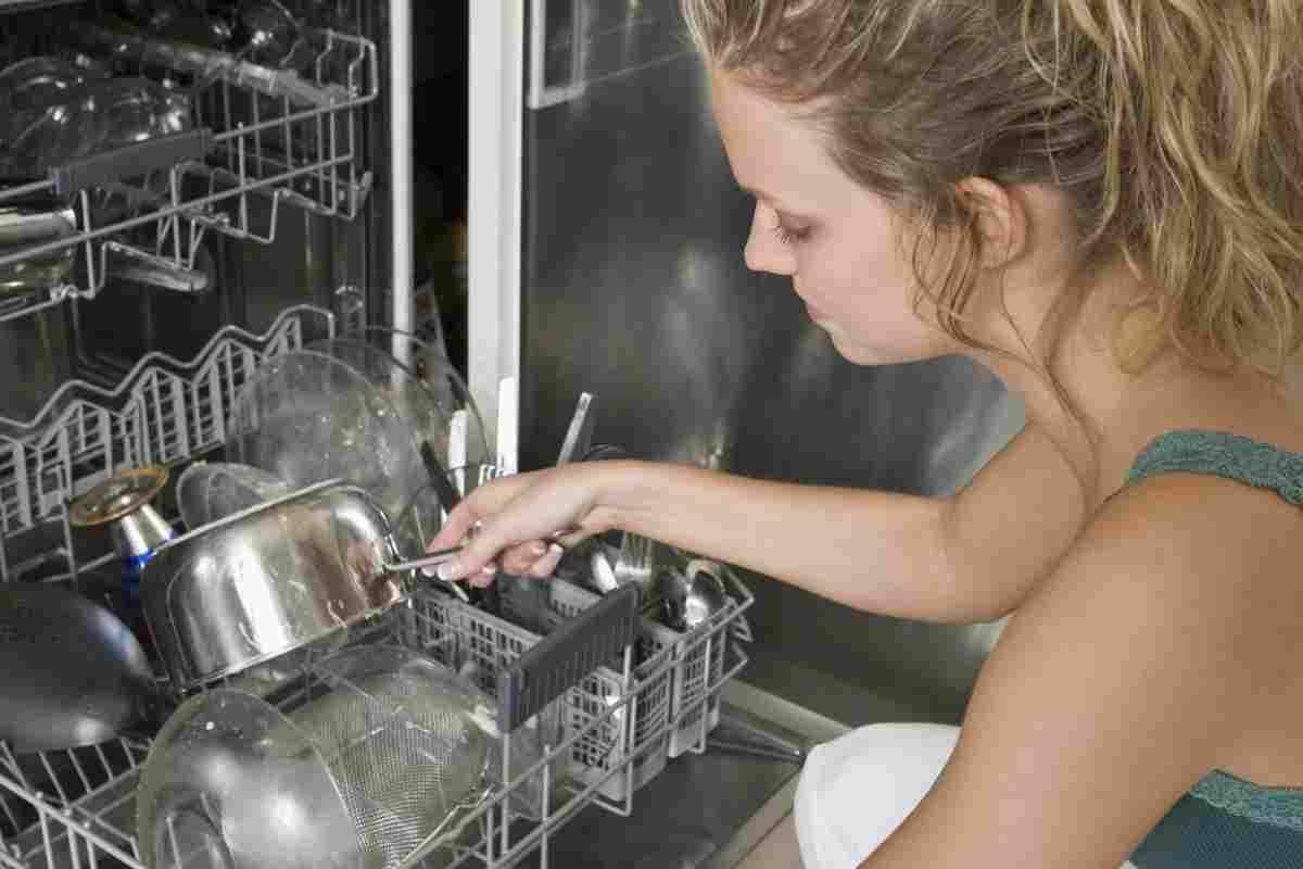 Яка посудомийна машина краще: огляд