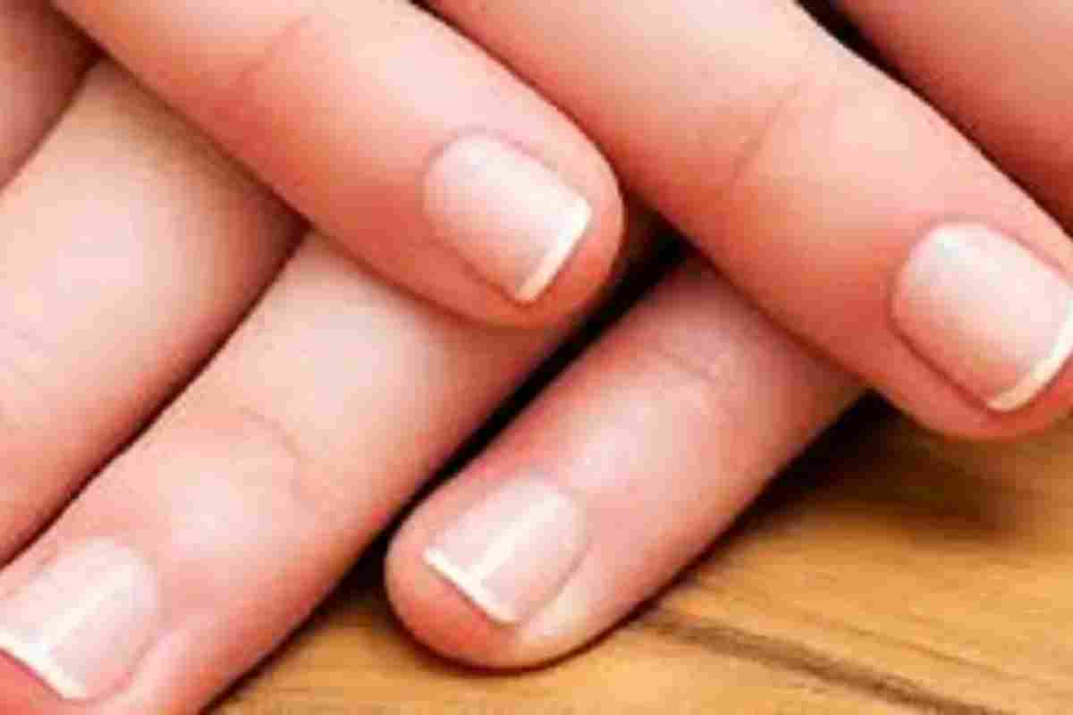 Як відростити короткі нігті