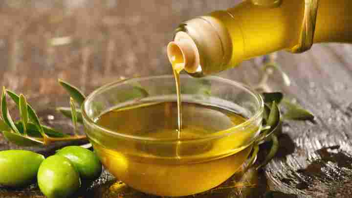 Оливкова олія: користь і застосування в косметології