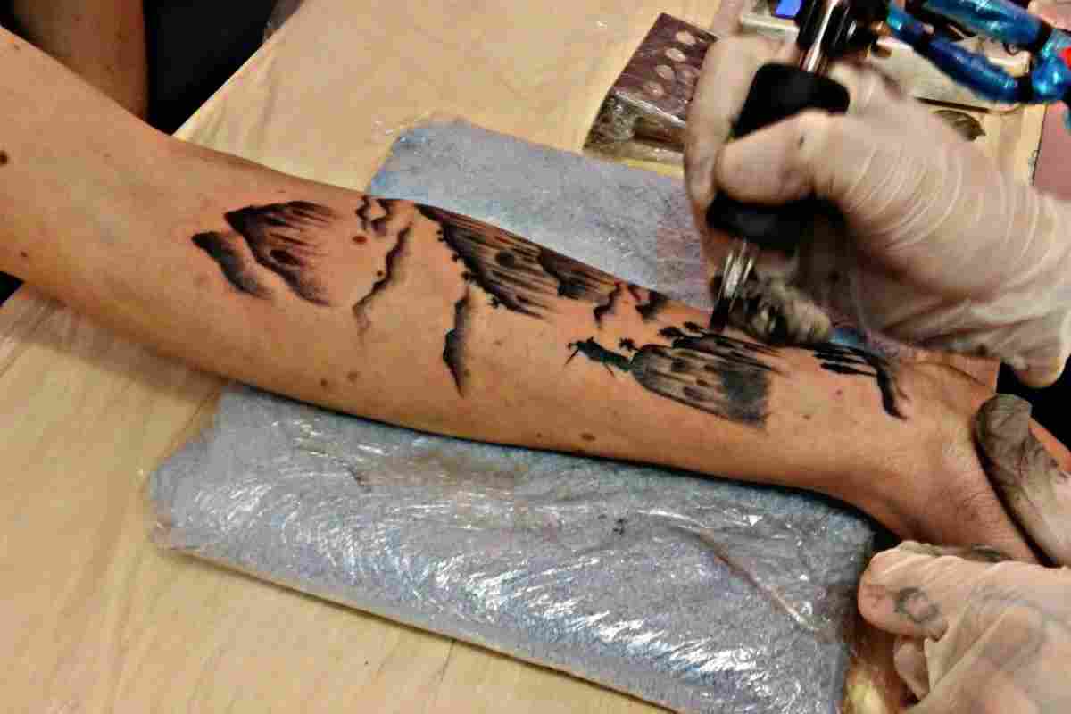 Як зробити татуювання