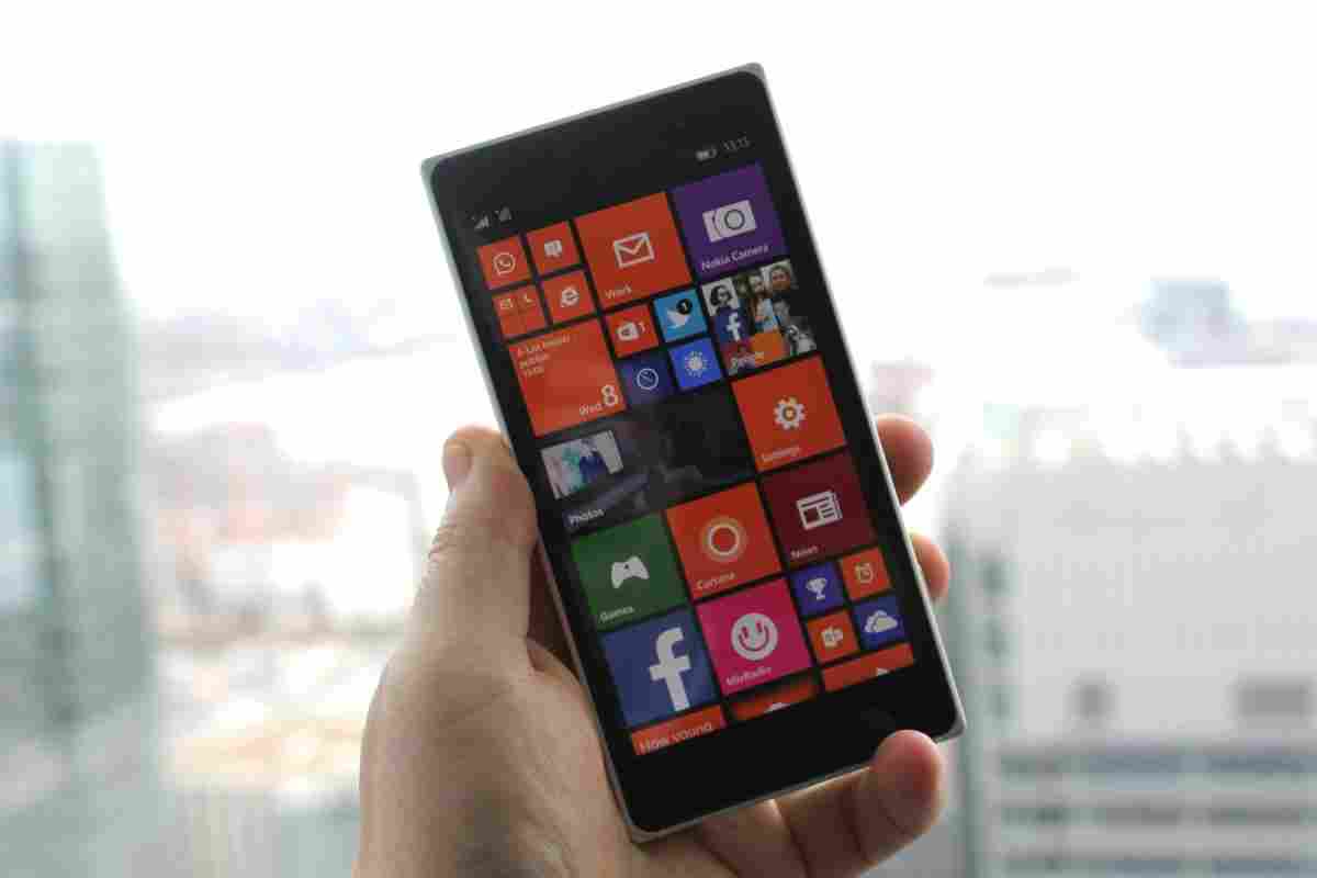Глава Nokia натякає на нові апарати PureView з ОС Windows Phone 8