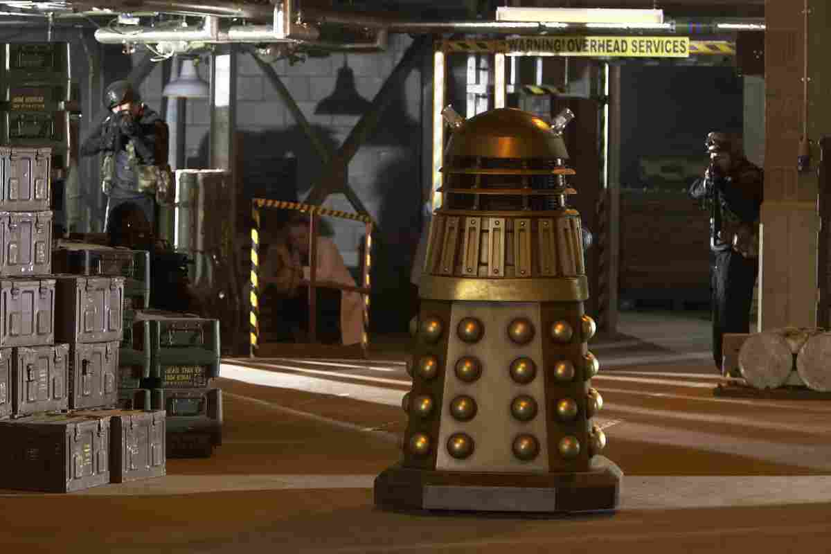 Робот Dalek управляється по телевізору