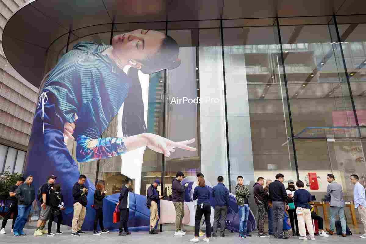 Samsung заперечує причетність до флешмобу "Wake Up", проведеного в Apple Store в Австралії "